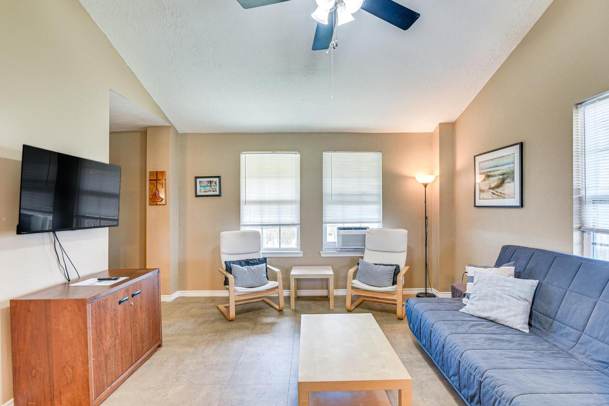 Crystal Beach Home With 2 Grills Walk To Shore! Экстерьер фото